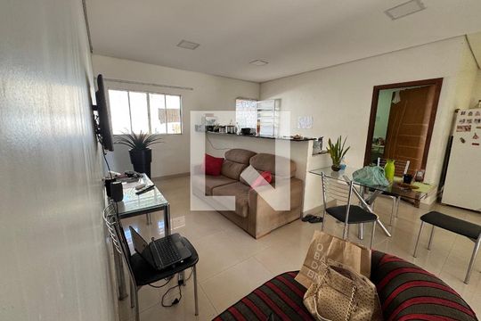 Sala 1 de casa à venda com 5 quartos, 400m² em Setor Habitacional Arniqueira, Brasília