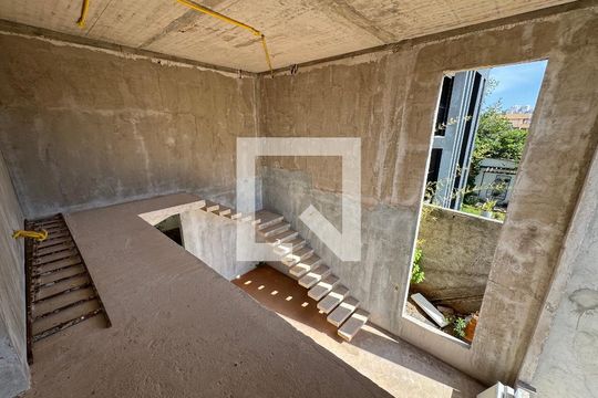 Detalhe Sala de casa à venda com 5 quartos, 400m² em Setor Habitacional Arniqueira, Brasília