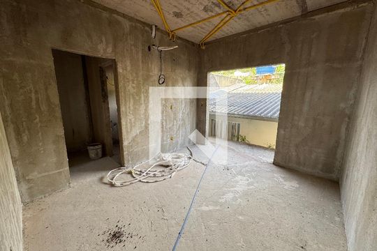 Suíte 1 de casa à venda com 5 quartos, 400m² em Setor Habitacional Arniqueira, Brasília