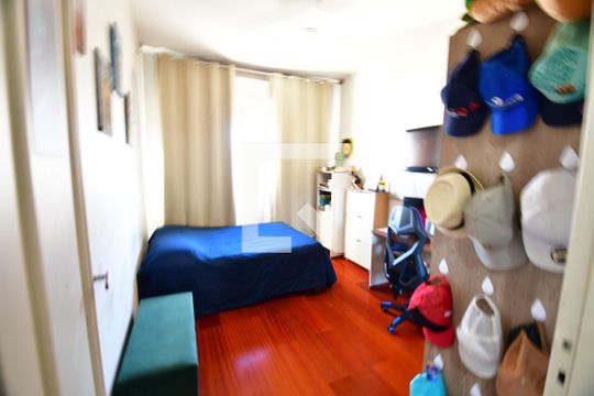 Quarto 2 de apartamento à venda com 4 quartos, 140m² em Centro, Campinas