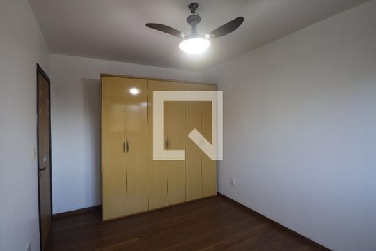 Quarto 1 de apartamento para alugar com 2 quartos, 122m² em Centro, Canoas
