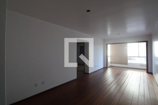 Apartamento para alugar com 2 quartos, 122m² em Centro, Canoas
