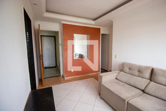 Apartamento para alugar com 2 quartos, 64m² em Conjunto F, Brasília