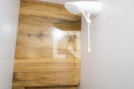 Apartamento para alugar com 2 quartos, 64m² em Conjunto F, Brasília