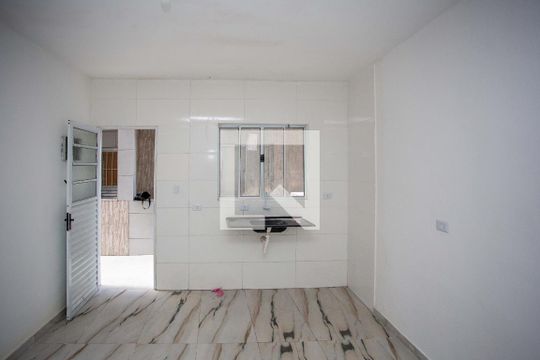 Sala/Cozinha de apartamento para alugar com 1 quarto, 34m² em Cidade Júlia, São Paulo