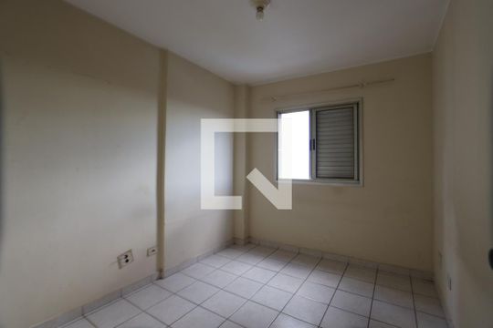 Quarto 1 de apartamento para alugar com 2 quartos, 65m² em Vila Antonieta, São Paulo