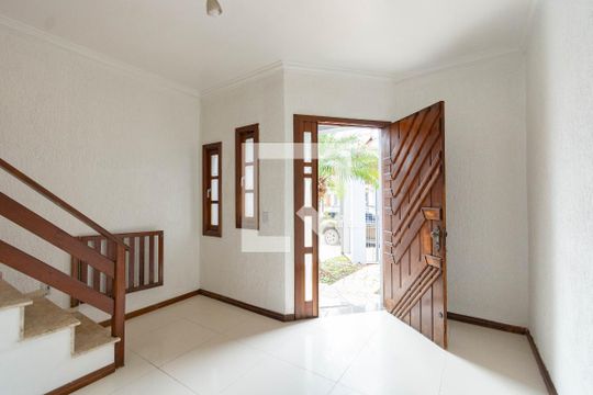 Casa para alugar com 5 quartos, 417m² em Harmonia, Canoas