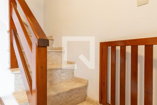 Casa para alugar com 5 quartos, 417m² em Harmonia, Canoas