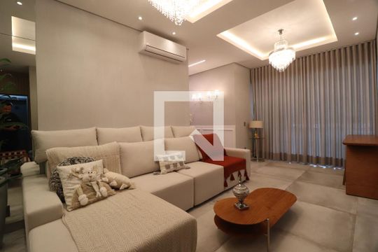 Apartamento para alugar com 3 quartos, 96m² em Osvaldo Rezende, Uberlândia