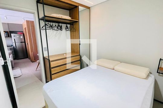 Quarto 1 de apartamento para alugar com 2 quartos, 39m² em Jardim Santa Paula, Cotia