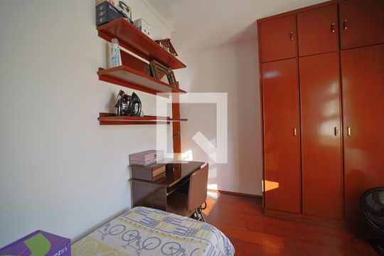 Quarto 1 de casa à venda com 4 quartos, 200m² em Vila Salete, São Paulo