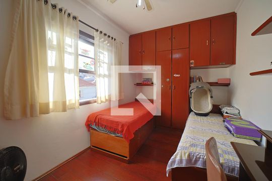 Quarto 1 de casa à venda com 4 quartos, 200m² em Vila Salete, São Paulo