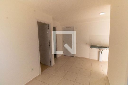Sala de apartamento para alugar com 2 quartos, 42m² em Várzea das Mocas, Niterói