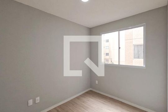 Quarto 1 de apartamento à venda com 2 quartos, 38m² em Jardim Recanto Verde, São Paulo
