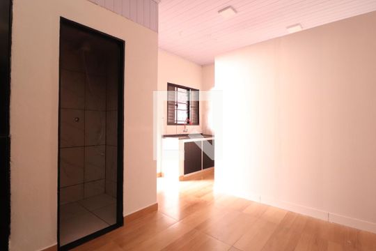 Sala de casa para alugar com 1 quarto, 50m² em Morumbi, Uberlândia