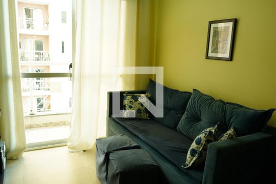 Sala de apartamento à venda com 2 quartos, 55m² em Chácara Califórnia, São Paulo