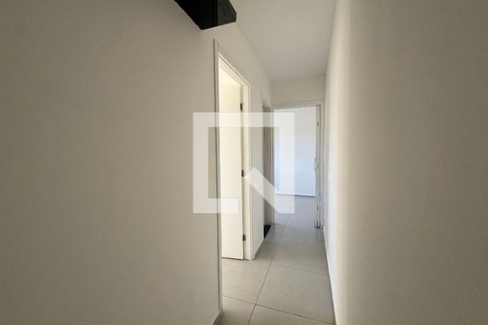 Corredor de apartamento à venda com 2 quartos, 44m² em Jardim D’abril, São Paulo