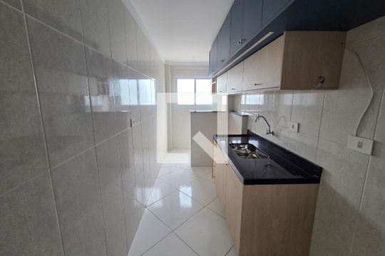 Cozinha de apartamento para alugar com 2 quartos, 60m² em Cidade Ocian, Praia Grande