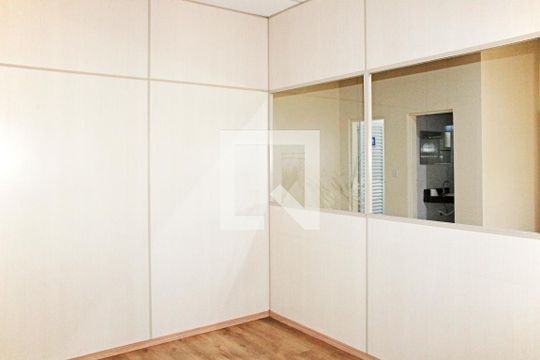 Casa para alugar com 1 quarto, 100m² em Fazenda Santana, Vinhedo