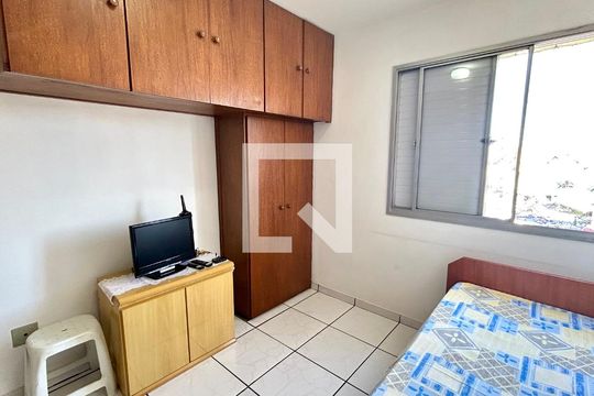Quarto 2 de apartamento para alugar com 2 quartos, 68m² em Centro, Guarulhos