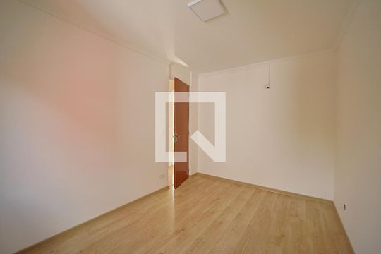 Quarto 1 de apartamento à venda com 2 quartos, 52m² em Jardim Danfer, São Paulo