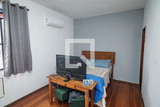 Casa à venda com 5 quartos, 550m² em Campo Grande, Rio de Janeiro