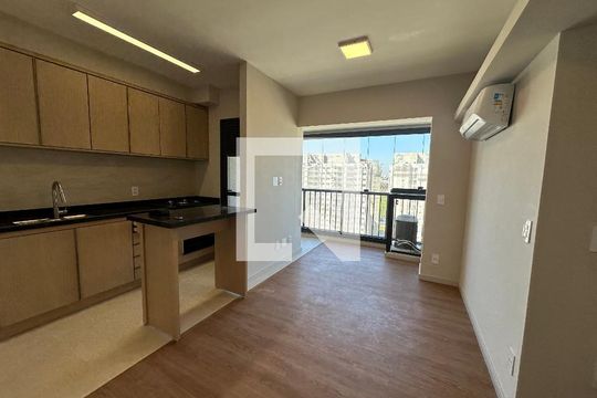 Sala de apartamento para alugar com 2 quartos, 48m² em Nova Aldeinha, Barueri