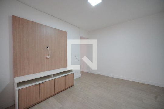 Sala de apartamento para alugar com 1 quarto, 47m² em Kobrasol, São José