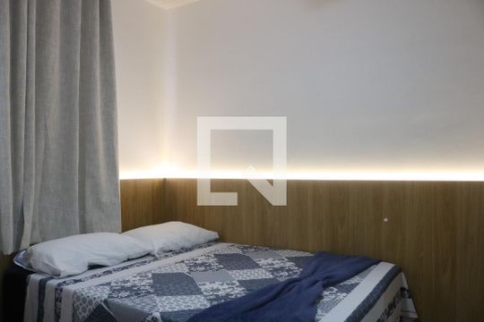 Quarto de apartamento para alugar com 1 quarto, 25m² em Parque Industrial Tomas Edson, São Paulo