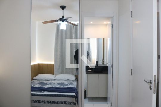 Quarto de apartamento para alugar com 1 quarto, 25m² em Parque Industrial Tomas Edson, São Paulo