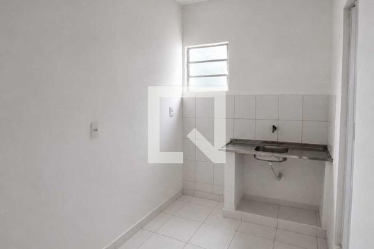 Cozinha de casa para alugar com 1 quarto, 60m² em Bangu, Rio de Janeiro