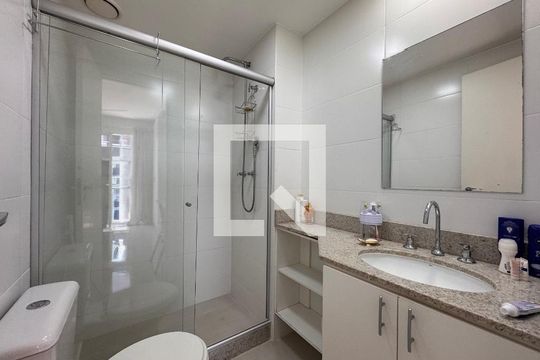 Suíte - Banheiro de apartamento à venda com 3 quartos, 78m² em Vargem Pequena, Rio de Janeiro