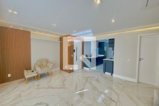 Sala de apartamento à venda com 3 quartos, 110m² em Vila Leonor, Guarulhos
