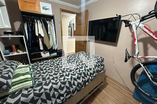 Quarto 1 de apartamento à venda com 2 quartos, 48m² em Jardim Regina, São Paulo