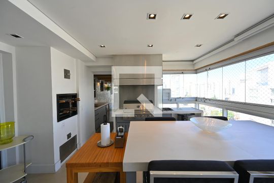 Varanda de apartamento à venda com 3 quartos, 270m² em Vila Mariana, São Paulo