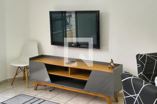 Detalhe da Sala  de apartamento para alugar com 2 quartos, 90m² em Vila Caiçara, Praia Grande
