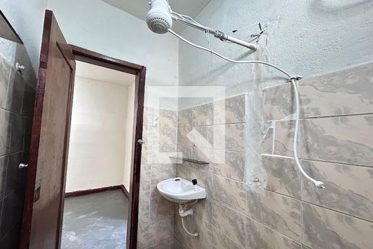 Casa para alugar com 2 quartos, 60m² em Glória, Belo Horizonte