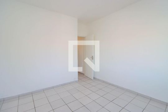Quarto 2 de casa à venda com 2 quartos, 102m² em Jardim Maria Virginia, São Paulo