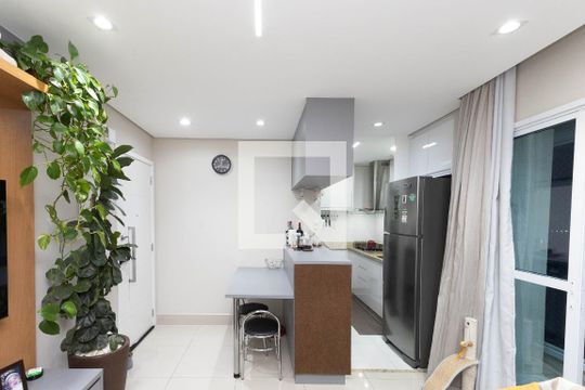 Sala de apartamento para alugar com 1 quarto, 50m² em Vila Guilherme, São Paulo
