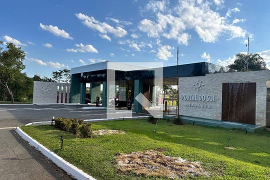 Casa de Condomínio à venda com 5 quartos, 1600m² em Parque Industrial Joao Bras, Goiânia