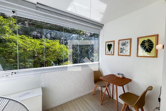 Apartamento para alugar com 1 quarto, 27m² em Vila Madalena, São Paulo