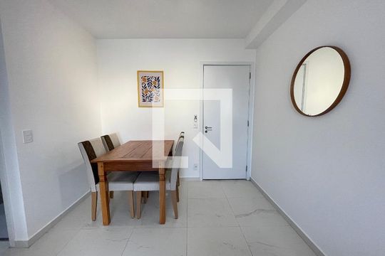 Sala de apartamento para alugar com 2 quartos, 60m² em Ferreira, São Paulo