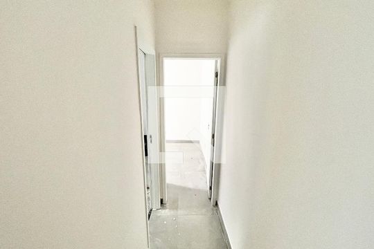 Corredor de apartamento à venda com 1 quarto, 32m² em Jardim Primavera, São Paulo