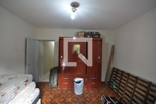 Quarto 1 de casa para alugar com 2 quartos, 90m² em Vila Constança, São Paulo