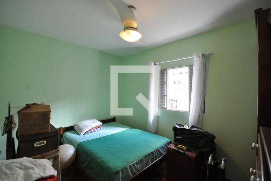 Quarto 2 de casa para alugar com 2 quartos, 90m² em Vila Constança, São Paulo