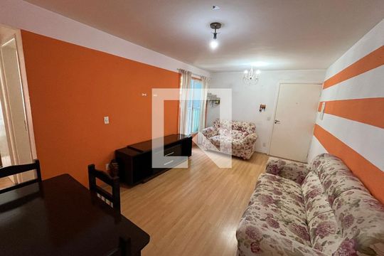 Sala de apartamento para alugar com 2 quartos, 56m² em Parque Reboucas, São Paulo