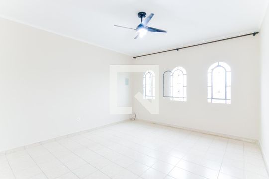 Casa para alugar com 2 quartos, 125m² em Jardim Ipanema, Guarulhos