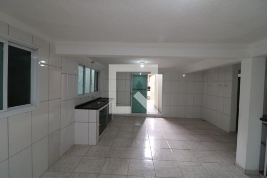Cozinha de casa para alugar com 2 quartos, 100m² em Parque Sao Rafael, São Paulo