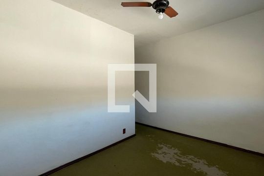 Suíte de casa de condomínio à venda com 3 quartos, 96m² em Tauá, Rio de Janeiro