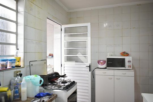 Cozinha de casa à venda com 2 quartos, 100m² em Chácara Inglesa, São Paulo